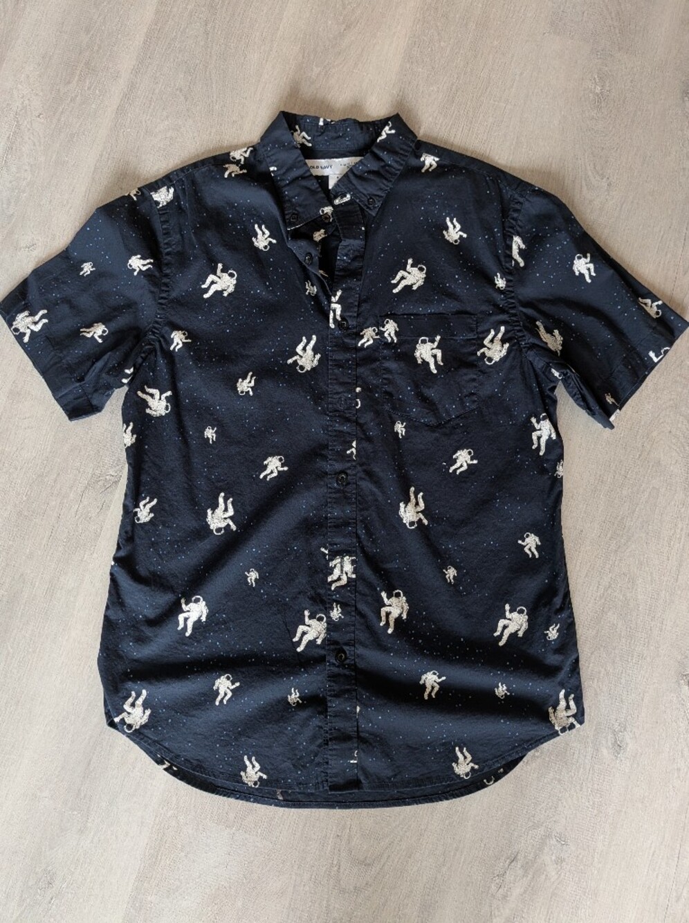Men's Short-Sleeve Astronaut Print Shirt